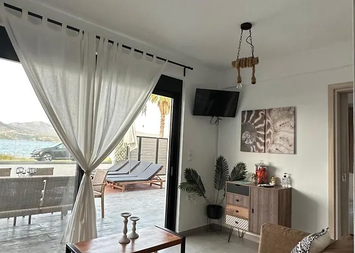 Polinoi Sea Front By Bluemoments Appartement