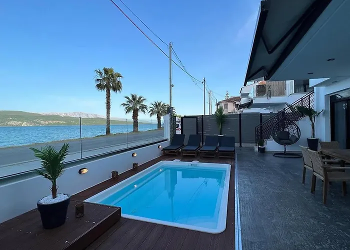 Apartment Polinoi Sea Front By Bluemoments