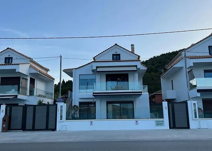 Appartement Polinoi Sea Front By Bluemoments *